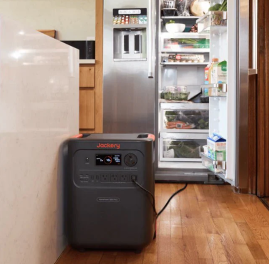 Jackery Solar Generator HomePower 3600 Plus + SolarSaga 500 X