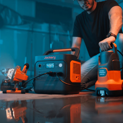Explorer 2000 v2 Portable Power Station